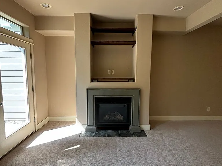 2145 NE 50th Way — Photo 29