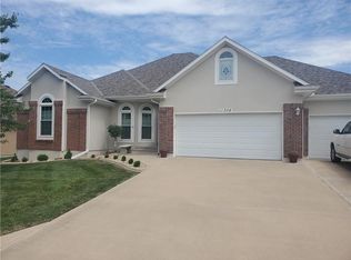 11308 Trevor Dr, Peculiar, MO 64078