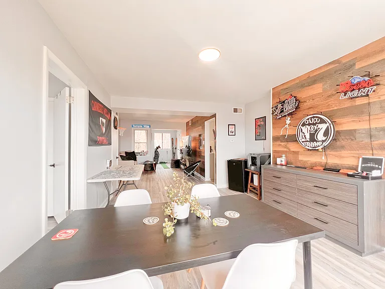 5737 Hobart St #5 — Photo 28