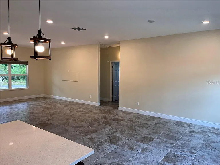 456 Baron Rd — Photo 9