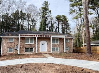 3882 W Hilda Cir, Decatur, GA 30035