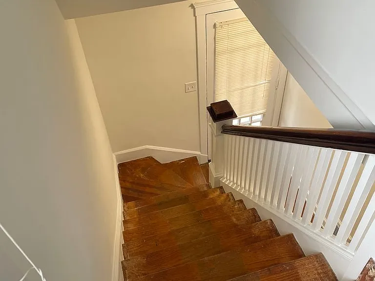 729 Grand Ave — Photo 15