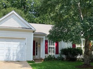 1444 Rumstone Ln, Charlotte, NC 28262