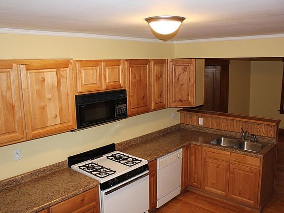 4th image of 2316 Francis Ave SE