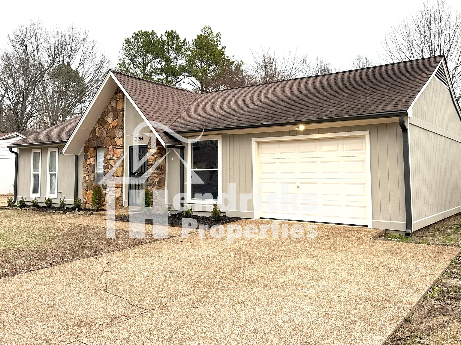 3 bed, 1090 sqft, $1,595 — Photo 2