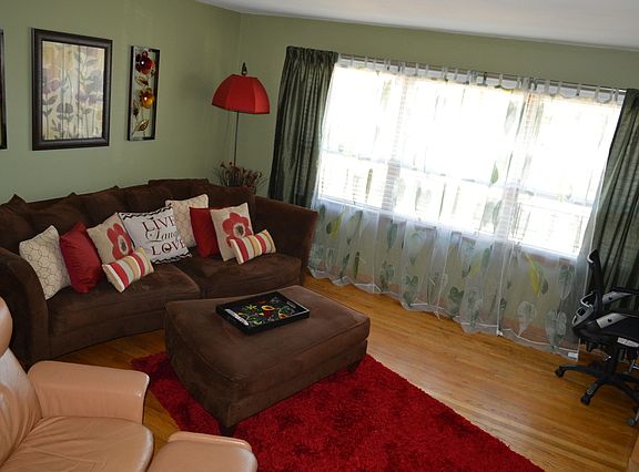 3rd image of 10351 Milford St APT 2E