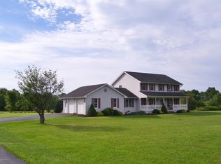 50 Layton Rd, Waymart, PA 18472