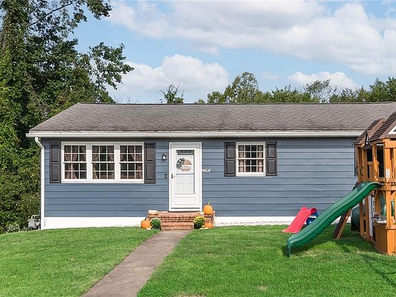 2nd image of 5541 Ridgewood Dr