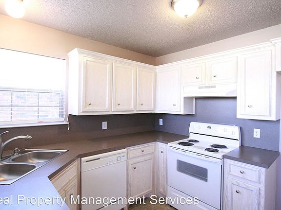 3rd image of 7705 Avenue J