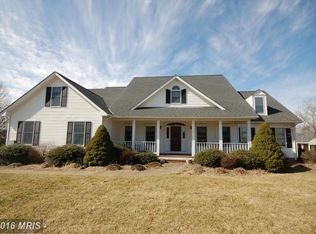 38298 Hunts End Pl, Leesburg, VA 20175