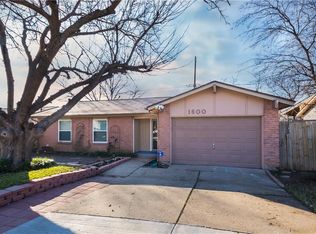 1600 Amhurst Dr, Arlington, TX 76014
