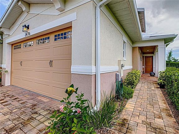 3rd image of 2476 Promenade Dr