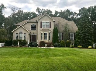 63 Tuscany Dr, Jackson, NJ
