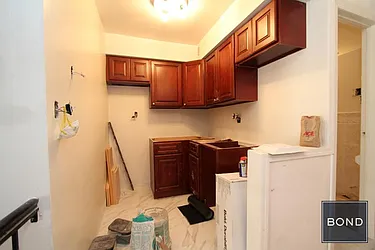 Rented by Bond New York