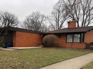 9900 S Kolmar Ave, Oak Lawn, IL 60453