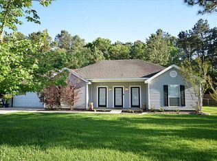 305 Joshua Ln, Lake Charles, LA 70611
