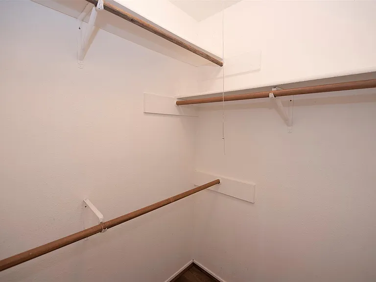 2513 Harpers Ferry Dr — Photo 24