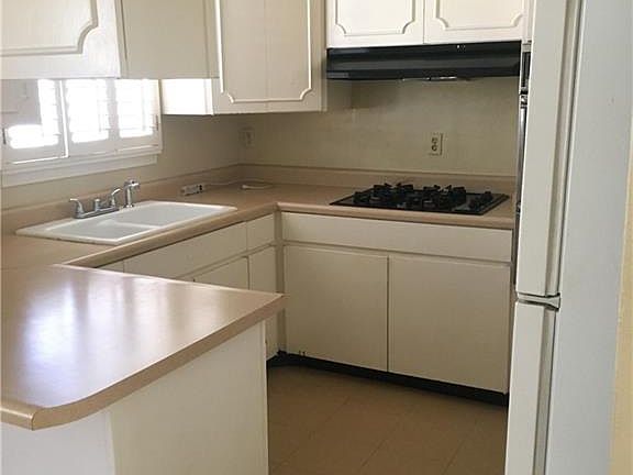4th image of 350 Thunderbird Dr APT 67