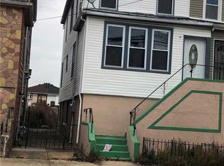 6914 Almeda Ave, Arverne, NY 11692
