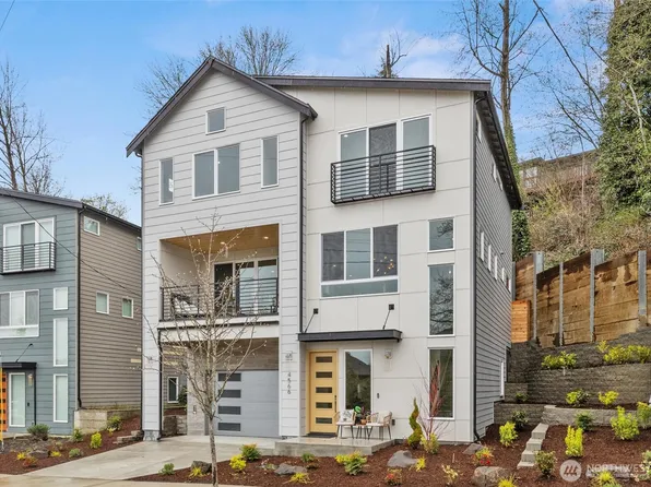 4566 22nd Avenue SW, Seattle, WA 98106