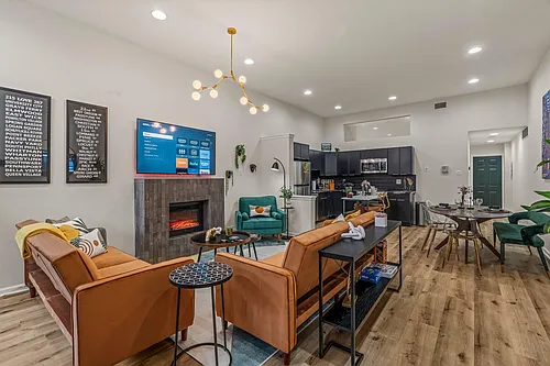 354 N Front St #1 Photo 1