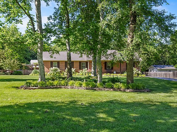 4th image of 346 Lynnford Dr