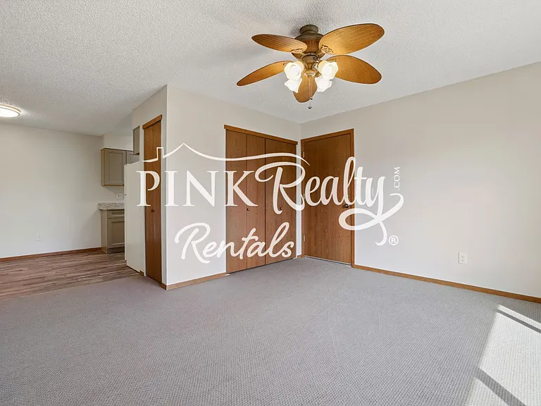 380 Paradise Cir #B6 — Photo 12