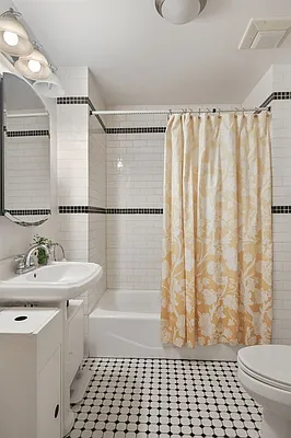 Rented by Corcoran | media 23