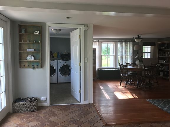 Kitchen to Laundry/Dining. 