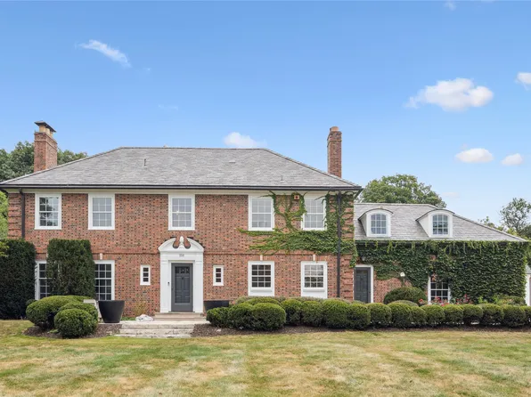 3511 Saint Johns Rd, Des Moines, IA 50312