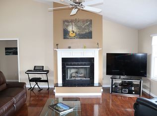 7624 Wentworth Dr, Springfield, IL 62711