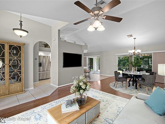 2nd image of 2530 SW 38th St