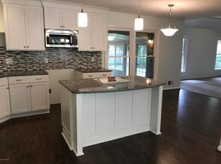 8710 Wimborne Way, Hurstbourne, KY 40222