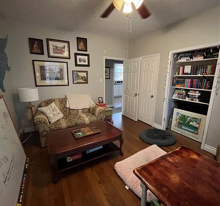 416 W 32nd St