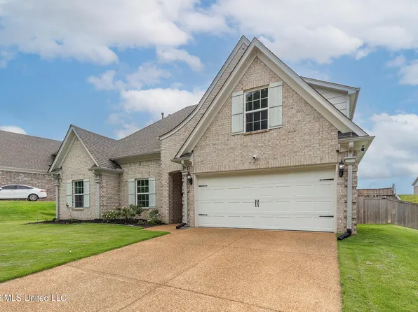 235 Magnolia Heights Dr, Hernando, MS 38632