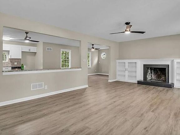 4th image of 4949 Neosho Ln