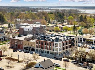 110 W Savidge St #203, Spring Lake, MI 49456