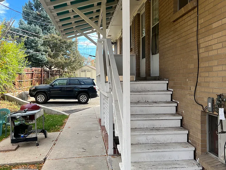 5585 E Yale Ave #2 — Photo 8