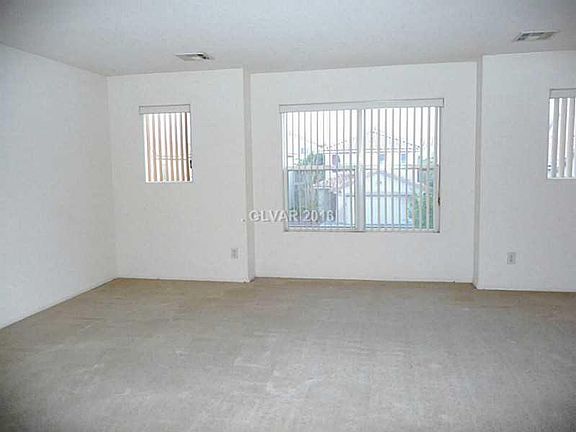4th image of 5570 Walcott Dr