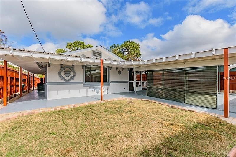 1st image of 7427 Sheepshead Dr
