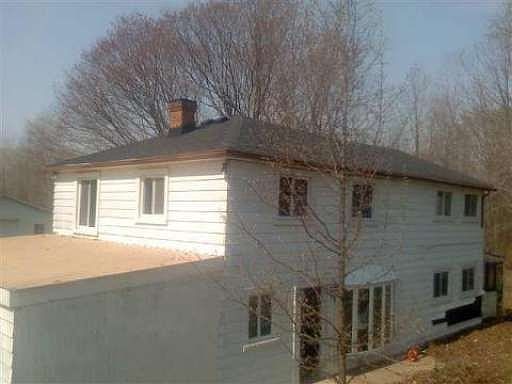 5th image of 9755 Saint Clair Hwy