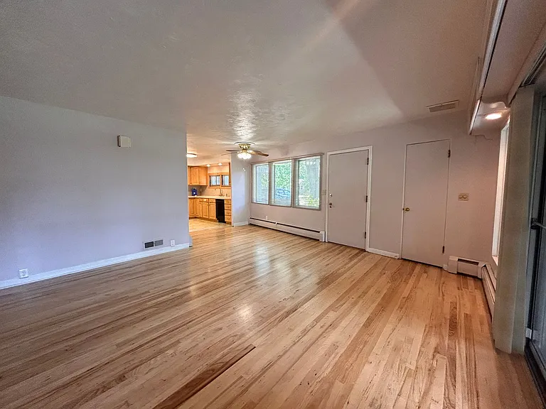 255 Ammons St — Photo 9