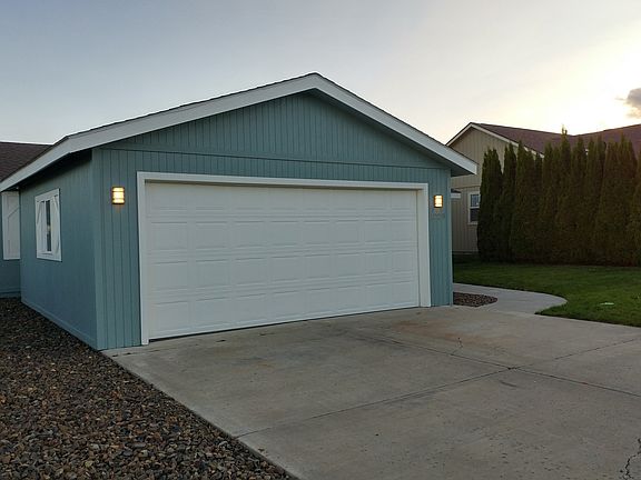 4th image of 1229 Tieton Estates Dr