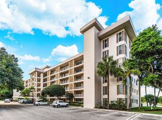 2801 N Palm Aire Dr APT 301, Pompano Beach, FL 33069