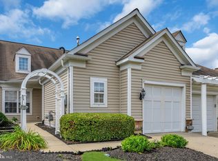 78 Sparrow Dr, Hamilton, NJ 08690