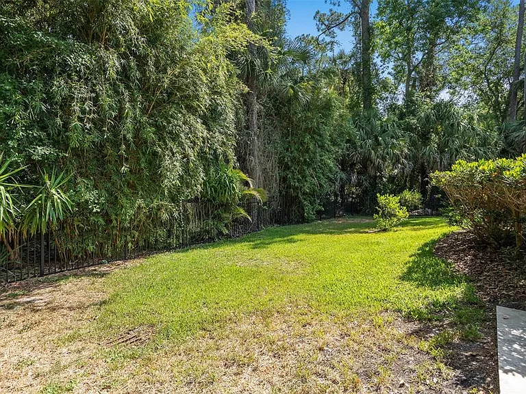 2214 Earleaf Ct — Photo 46
