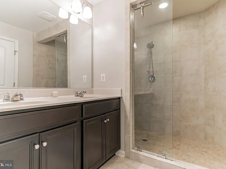 2531 Standifer Pl — Photo 35