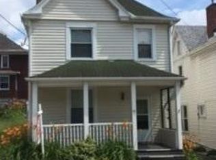 92 3rd St, Washington, PA 15301