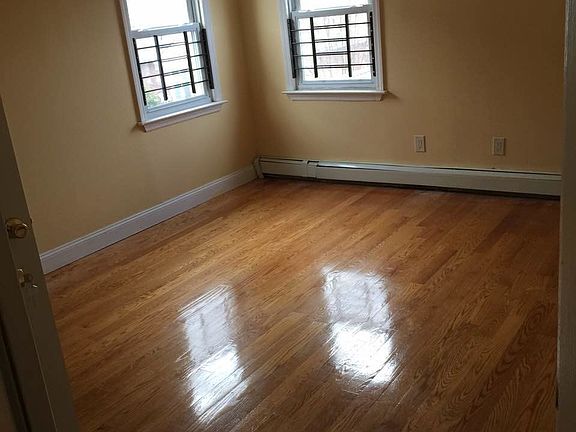 5th image of 5631 217th St