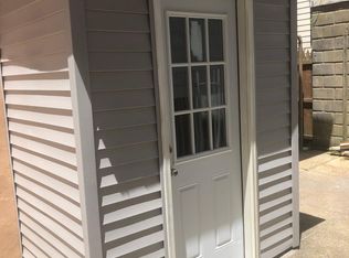 31 N Jackson Ave, Atlantic City, NJ